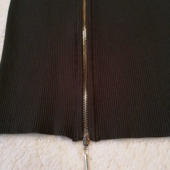 Dynamite olive green zip-up body con midi dress - Picture 11 of 11